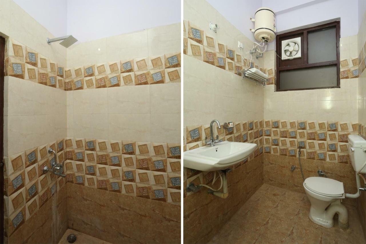 Hotel OYO 16995 Sr Blessings Chinhat Exterior foto